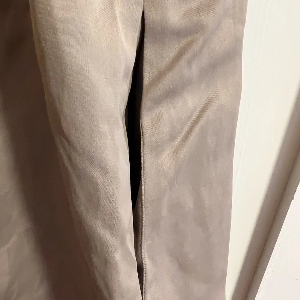 Women’s dress. - Picture 6 of 6